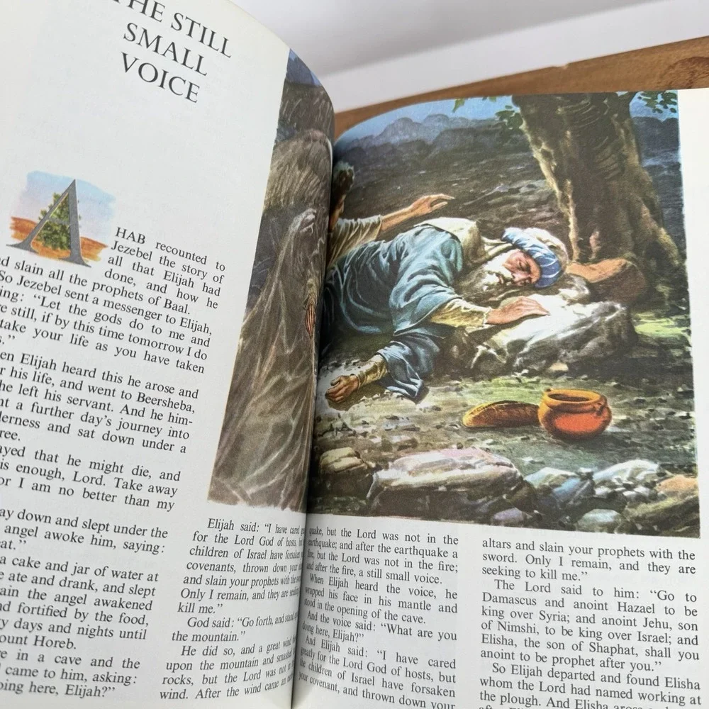 Two VTG 1965 The Children's Bible First Edition Matte Glossy Illustrated Stories